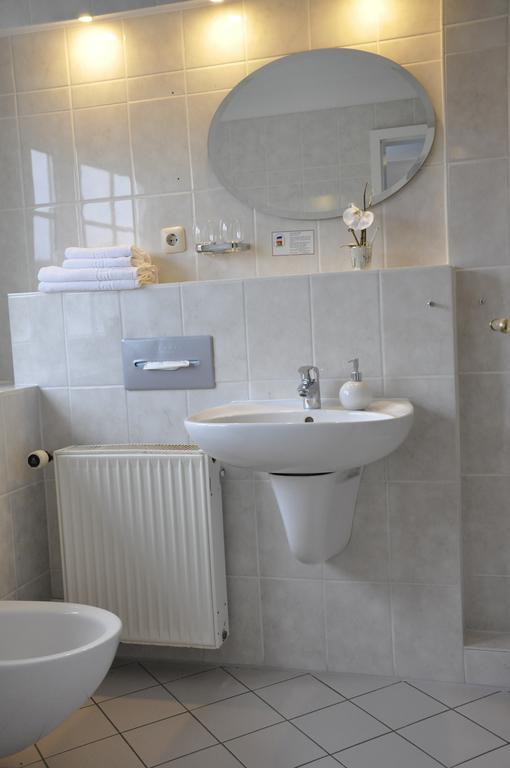 Basalt Hotel Restaurant Lounge Hohwacht Zewnętrze zdjęcie